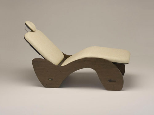 chaise longue